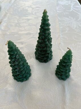 Green Christmas Tree Candles - Holiday Home Décor